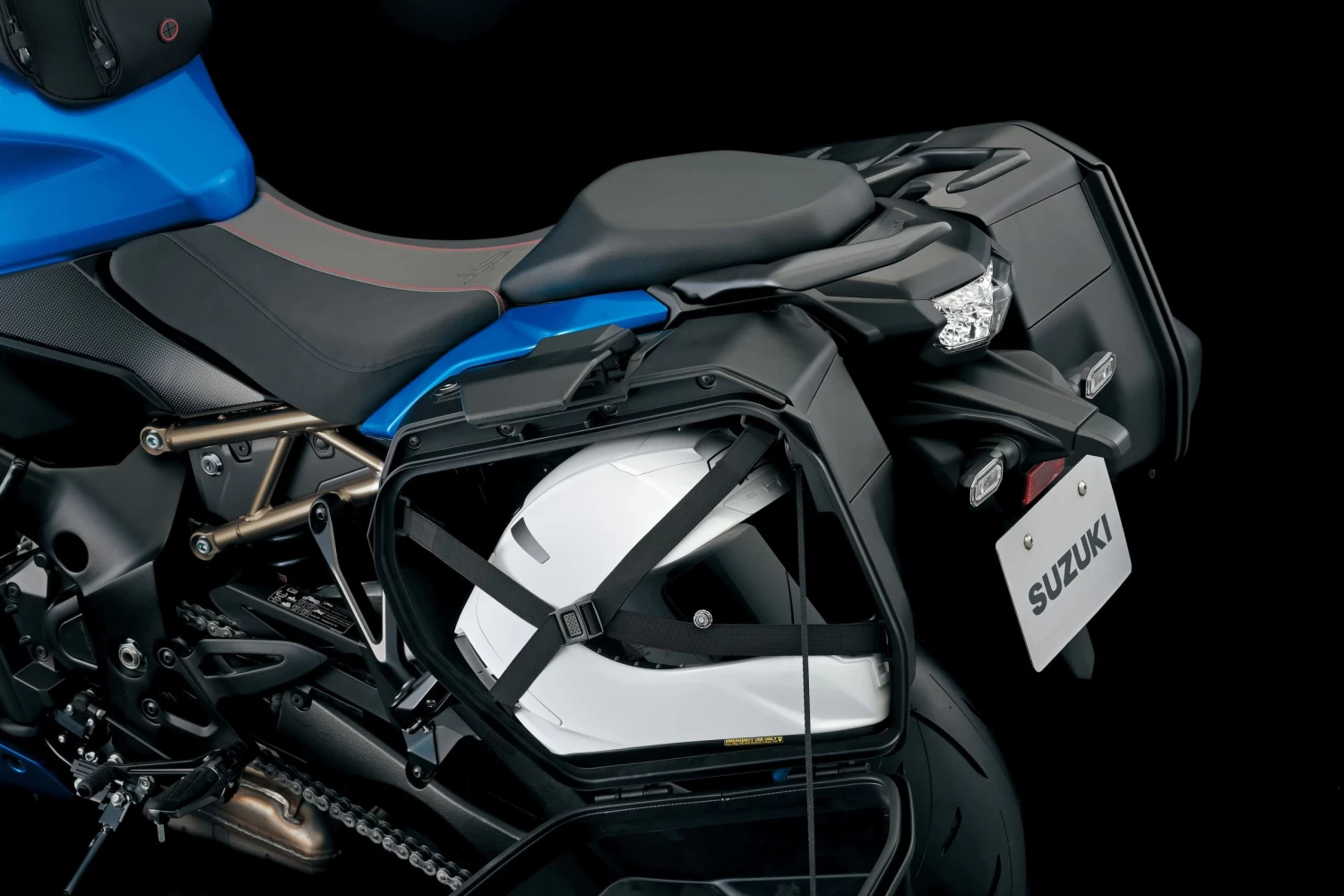 Suzuki GSX-S1000 GT Side Case Set - Glass Sparkle Black - Image 4