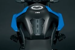 Suzuki GSX-8S Tank Pad Protector
