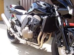 R&G Crash Protectors - Kawasaki Z750 (2004-2006)