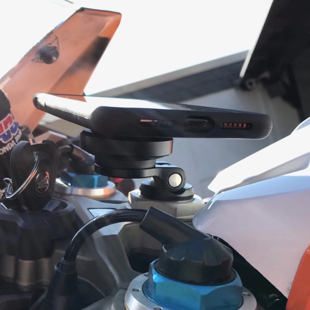 SP Connect Anti Vibration Module - Black - Image 7