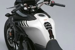 Suzuki V-Strom 650 ABS Tank Pad - Black / Red